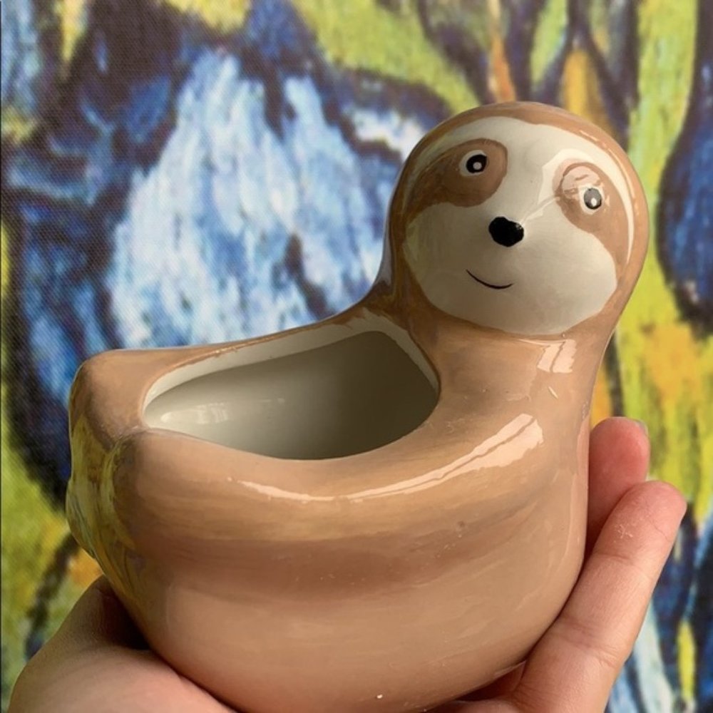 NEW Sloth ceramic succulent /air plant planter pot